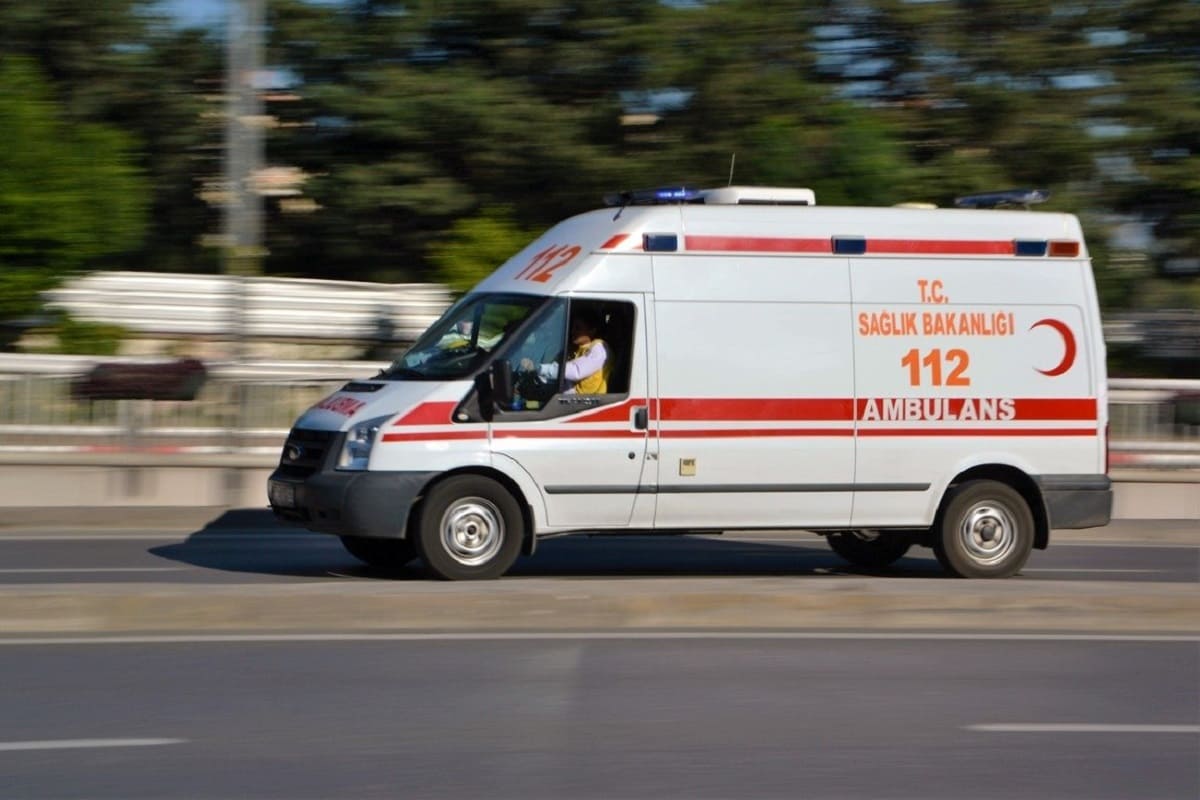 ambulans-turkay.jpg