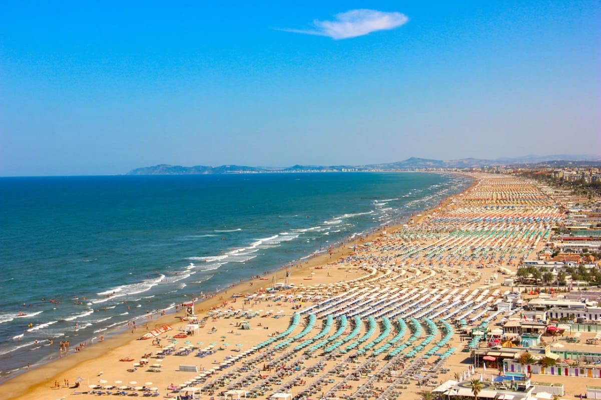 rimini-beach.jpg