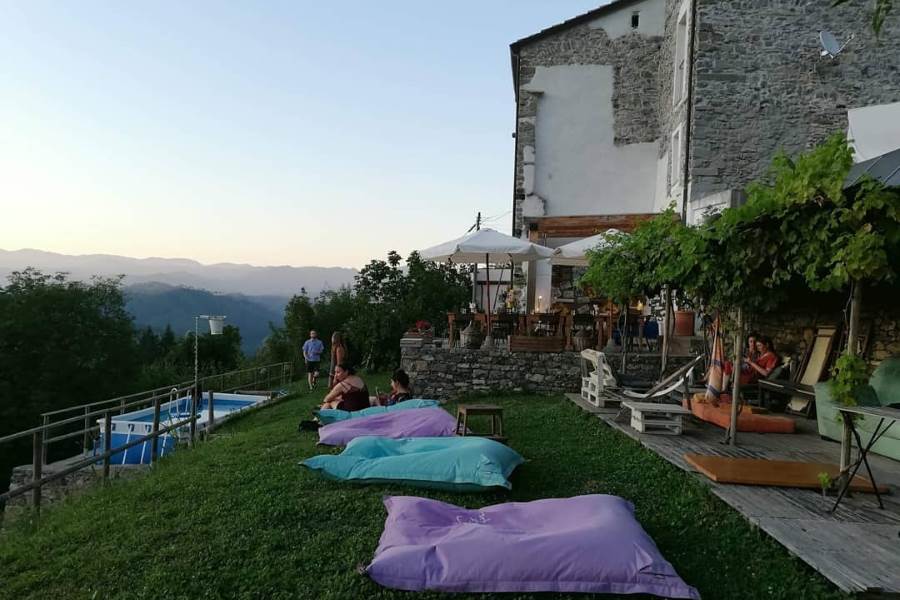 5 Terre Backpackers