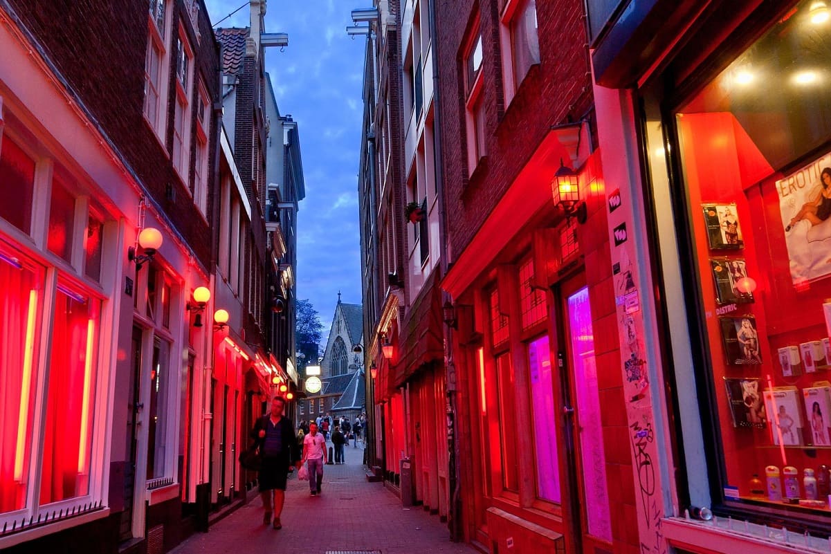 red-amsterdam.jpg
