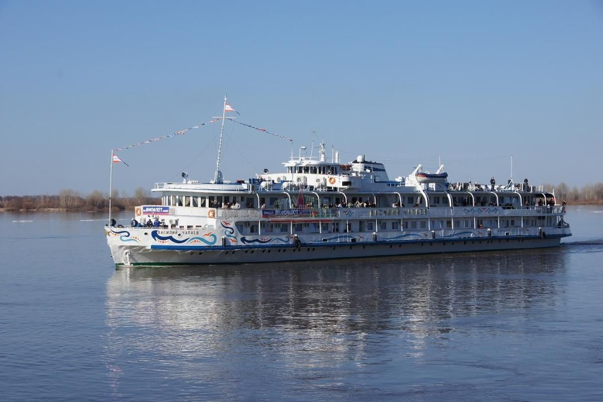 teplohod-chapaev.jpg